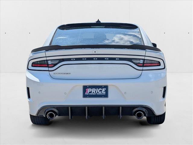 Used 2020 Dodge Charger SXT w/ Leather Interior Group image 7