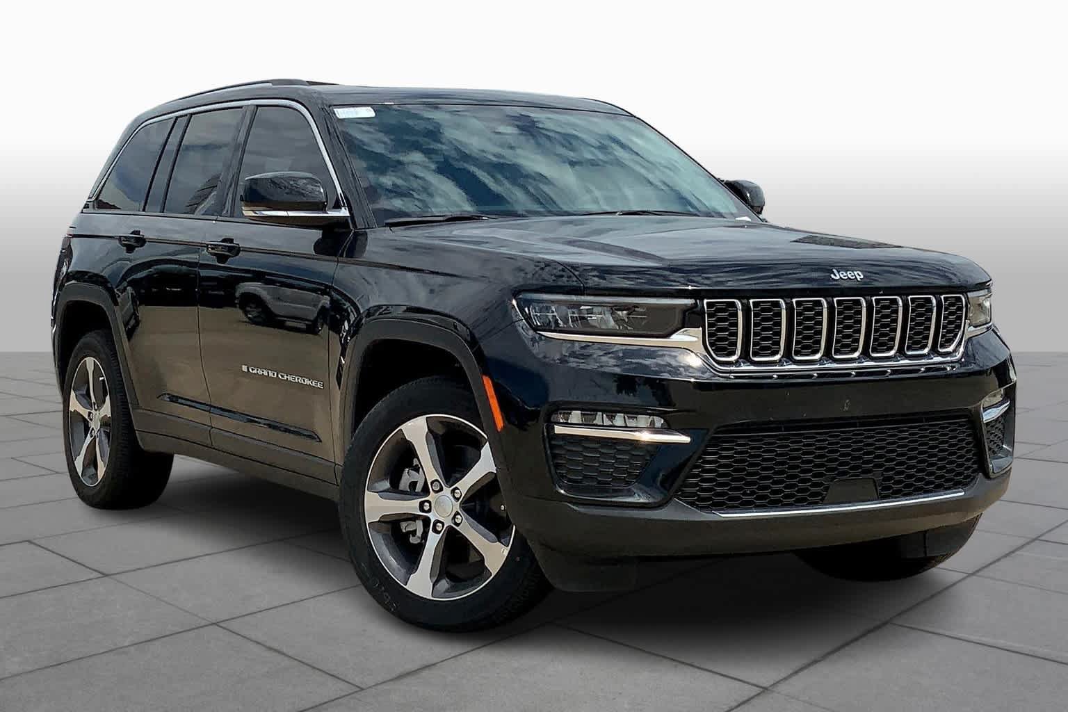 New 2023 Jeep Grand Cherokee 4WD 4xe image 2