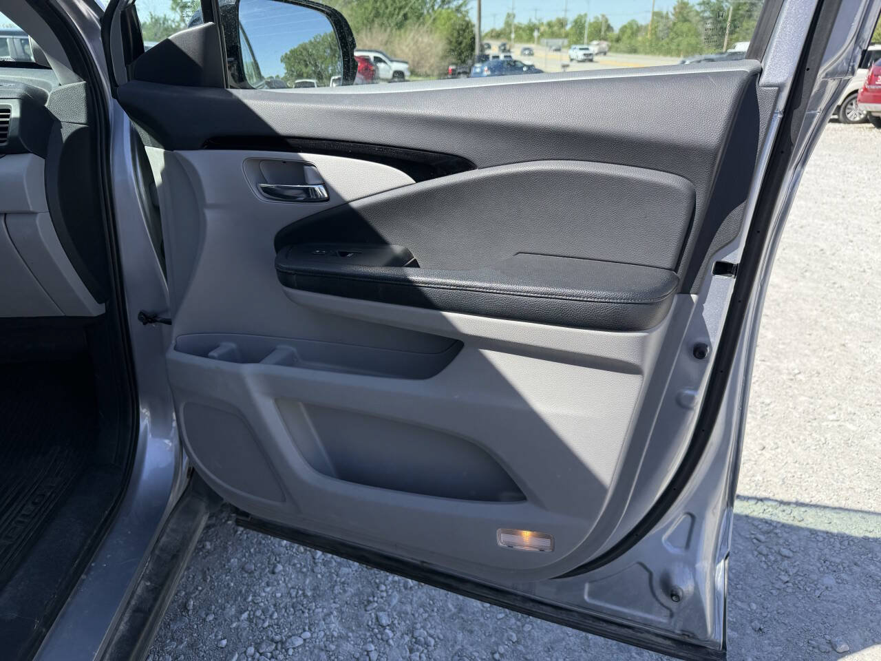 Used 2016 Honda Pilot Touring image 14