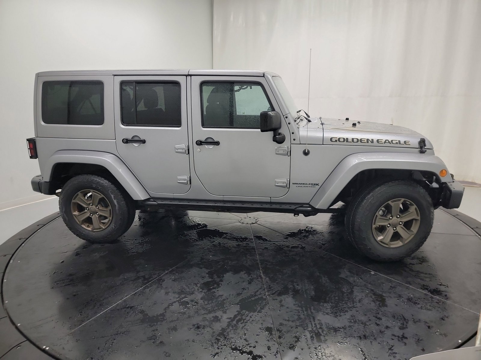 Used 2018 Jeep Wrangler Unlimited Sport image 11