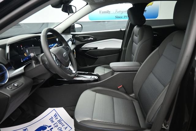 New 2026 Chevrolet Trax LT w/ Driver Confidence Package FWD image 12
