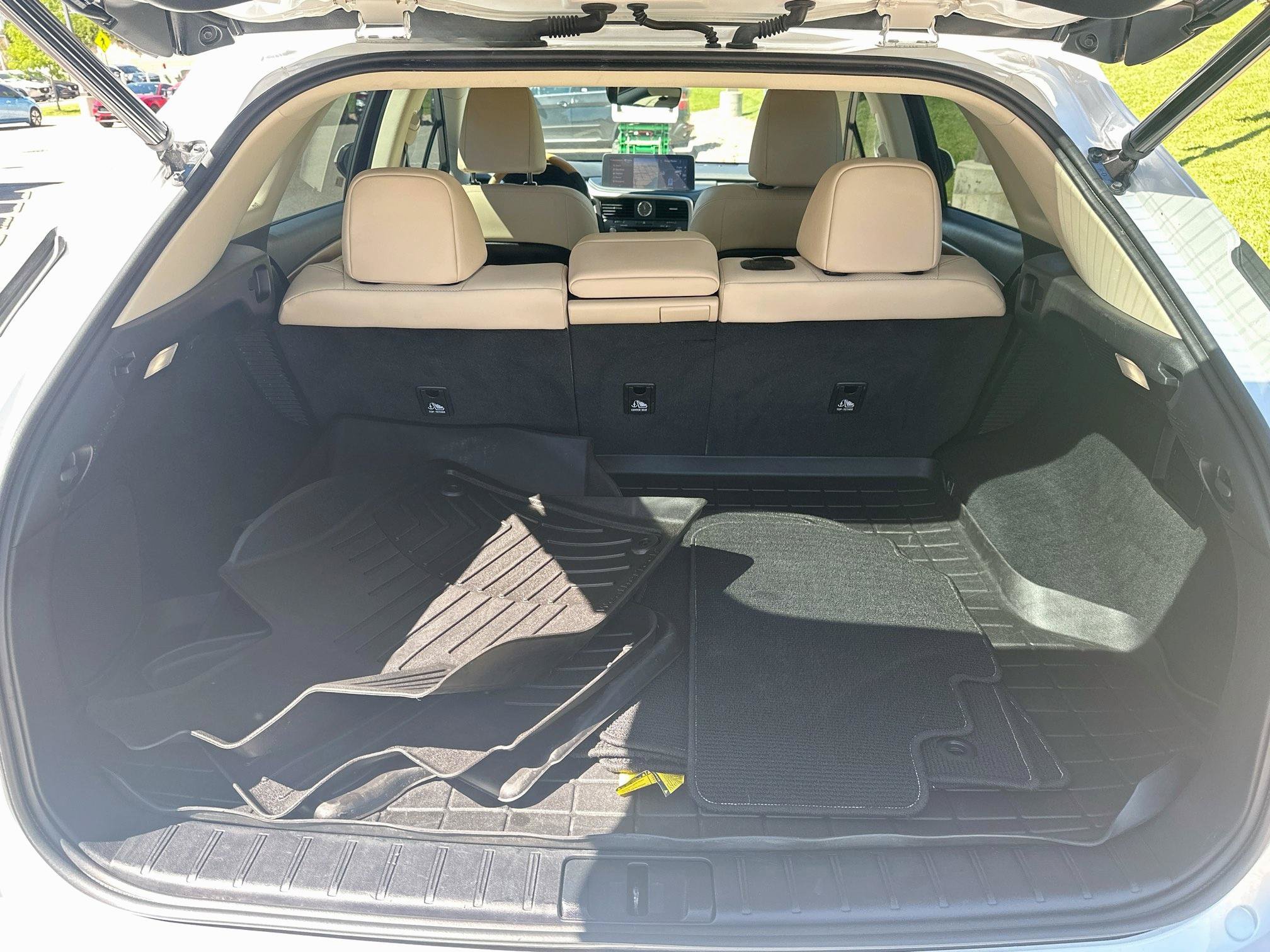 Used 2021 Lexus RX 450h AWD w/ Premium Package image 29