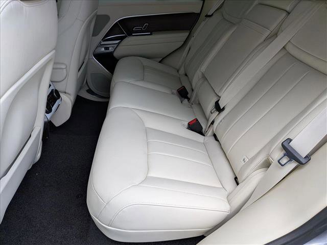 New 2026 Land Rover Range Rover SE AWD/4WD image 15