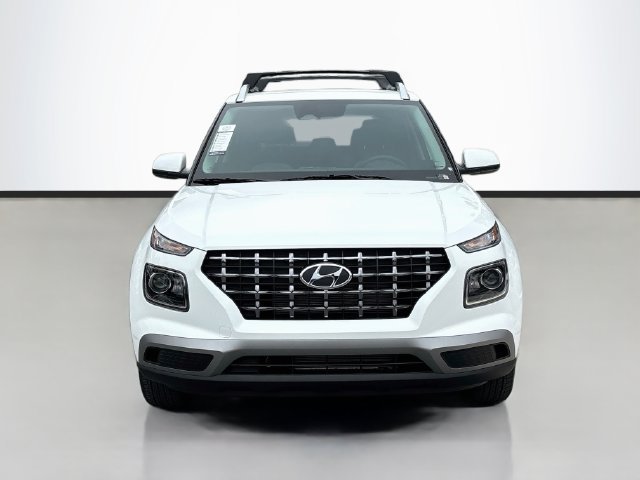 New 2026 Hyundai Venue SEL FWD image 2