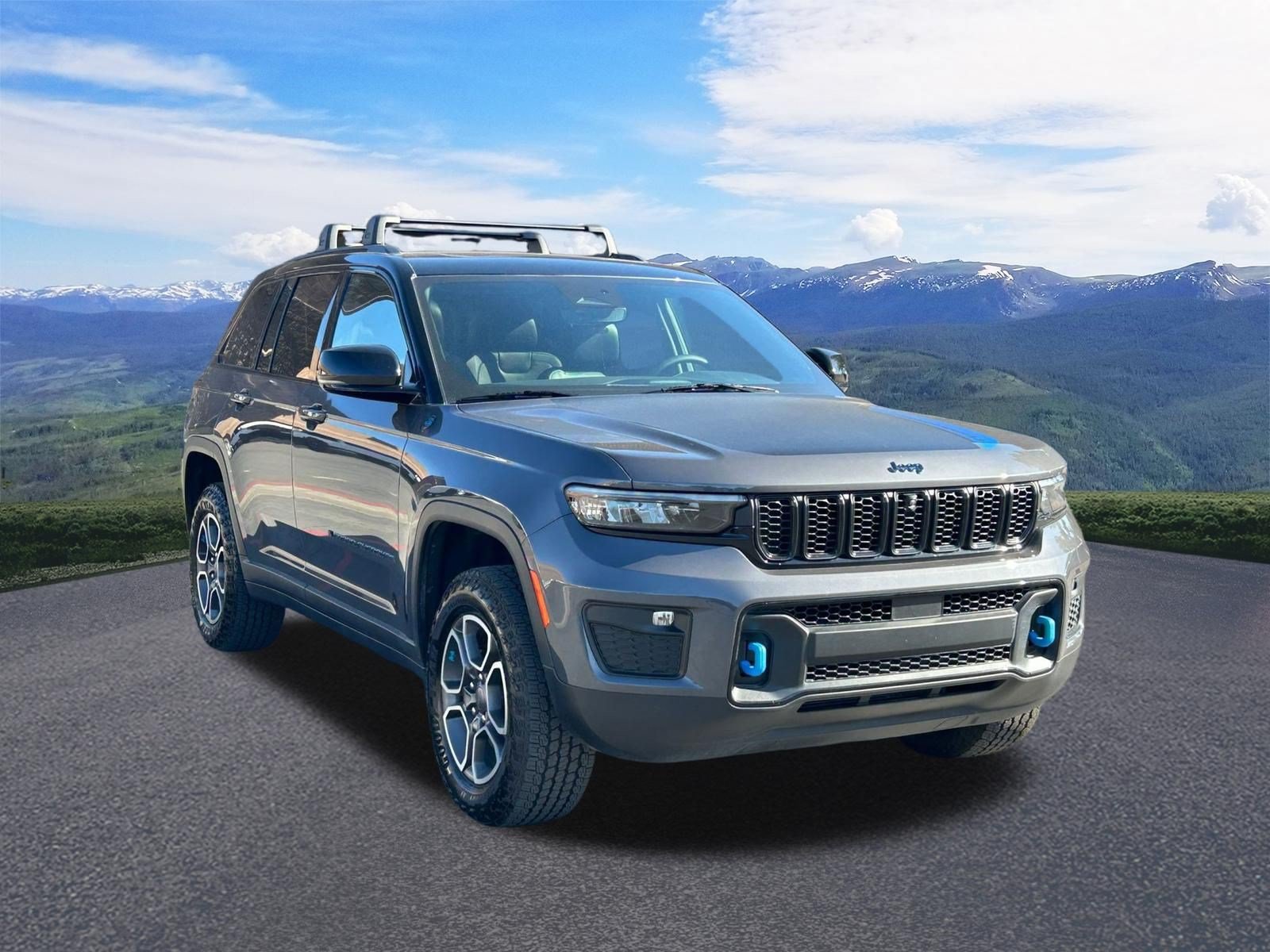 Used 2024 Jeep Grand Cherokee Trailhawk AWD/4WD image 8