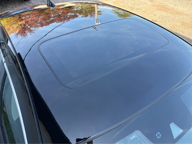 Used 2018 Honda Accord Touring image 13