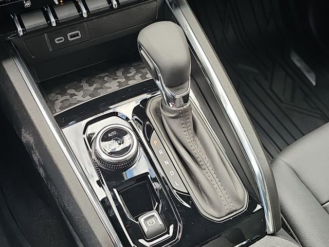 New 2026 GMC Canyon Elevation w/ Convenience Package image 14