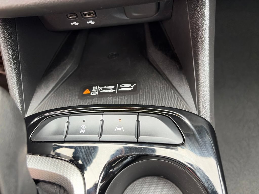 Used 2024 Buick Envista Avenir FWD image 34
