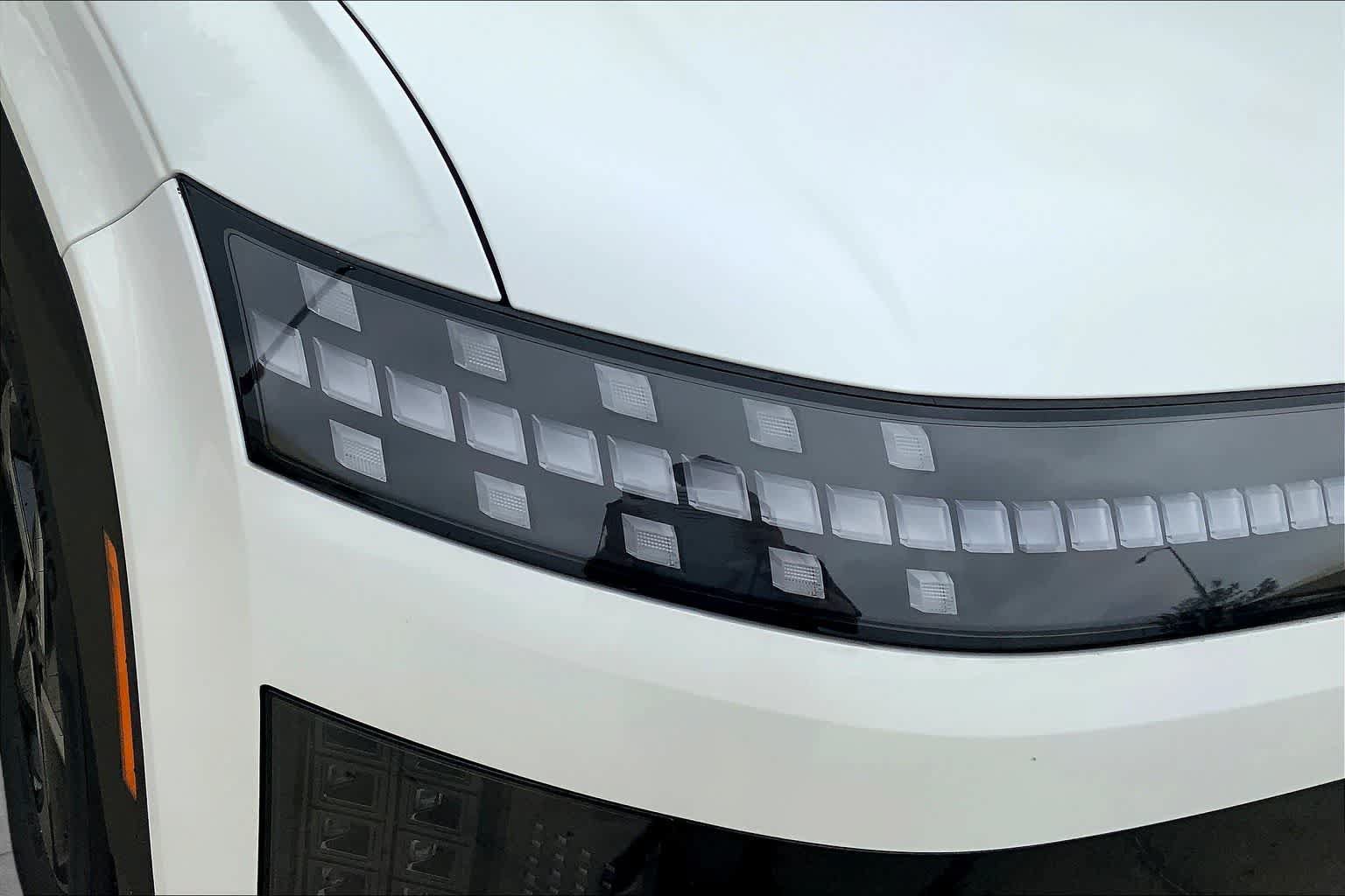 New 2026 Hyundai Ioniq 9 SE AWD/4WD image 13