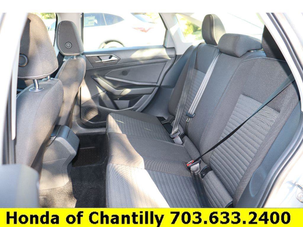 Used 2022 Volkswagen Jetta S image 24