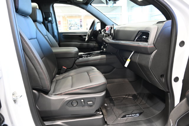 New 2026 Chevrolet Suburban RST w/ RST Capability Package AWD/4WD image 10