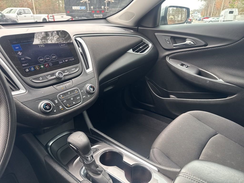 Used 2023 Chevrolet Malibu LT image 20