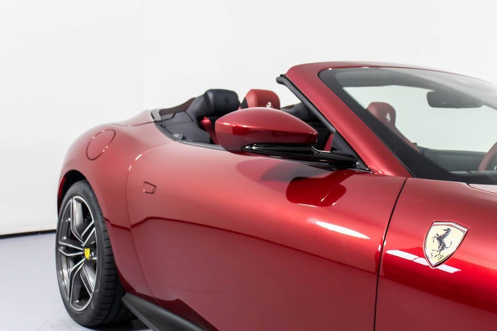 Certified 2025 Ferrari Roma Spider image 15