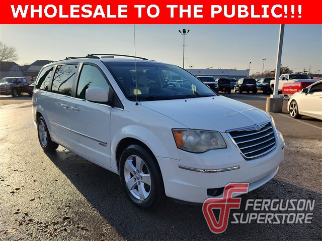 Used 2010 Chrysler Town & Country Touring image 1