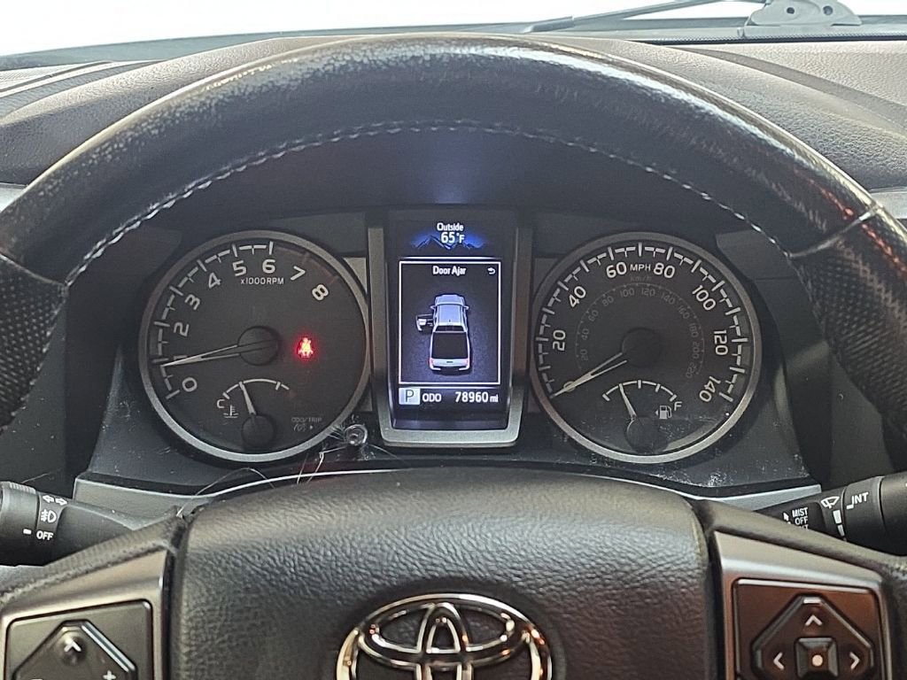 Used 2019 Toyota Tacoma TRD Off-Road image 4