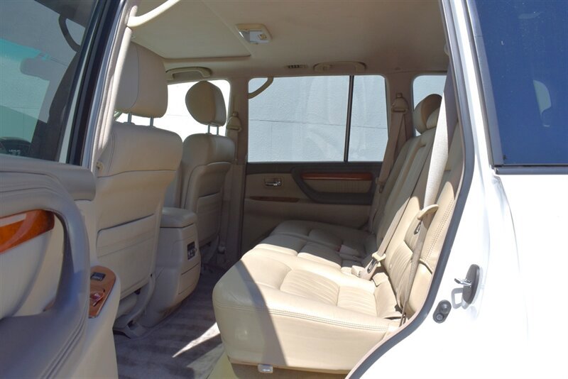 Used 2007 Lexus LX 470 4WD image 26