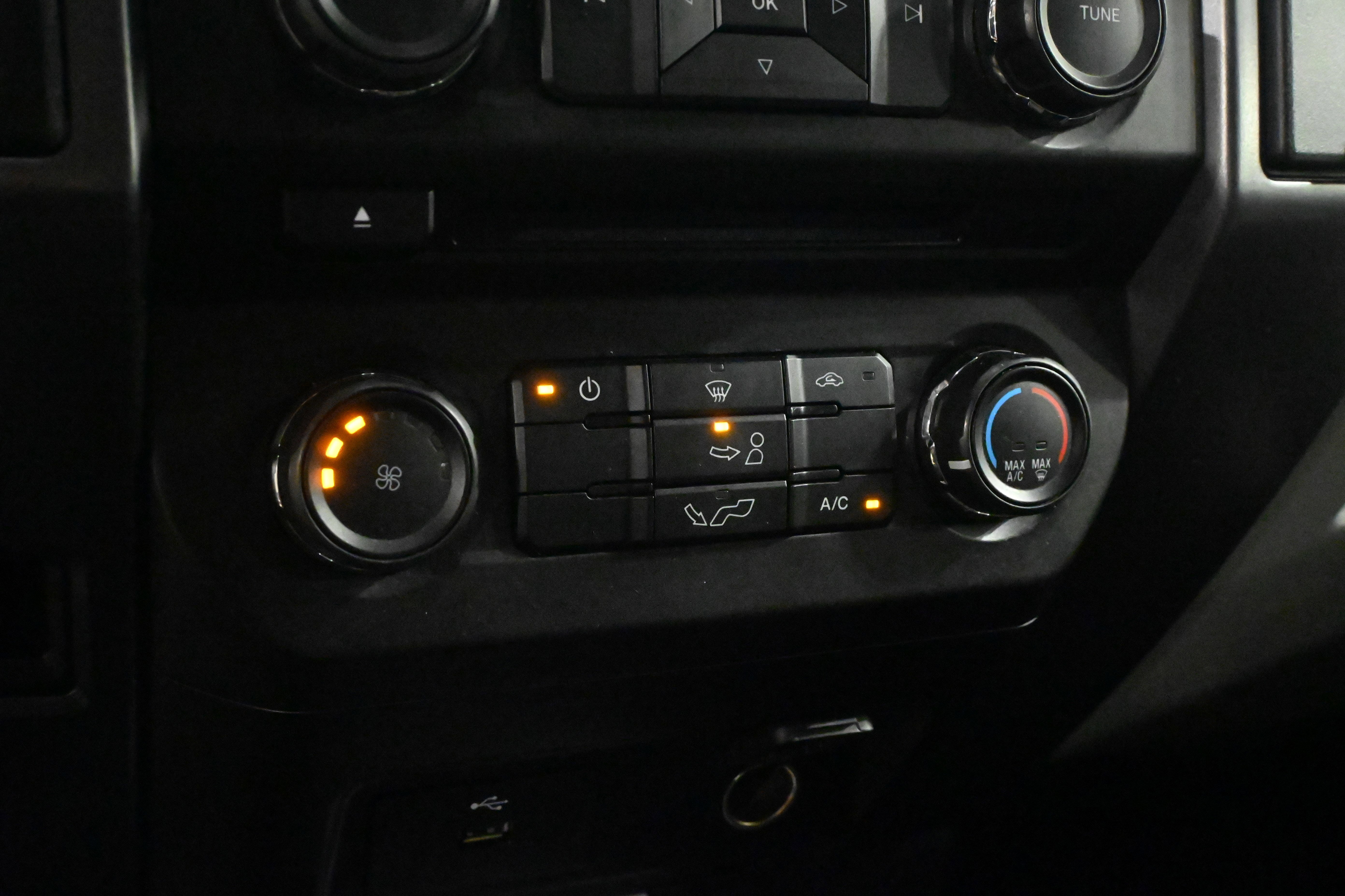 Used 2017 Ford F150 XLT RWD image 15