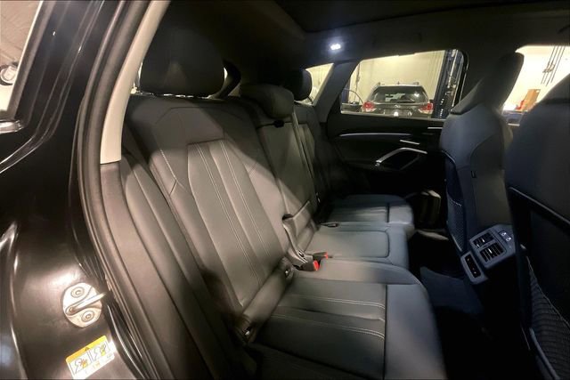 Used 2025 Audi Q5 Prestige image 27