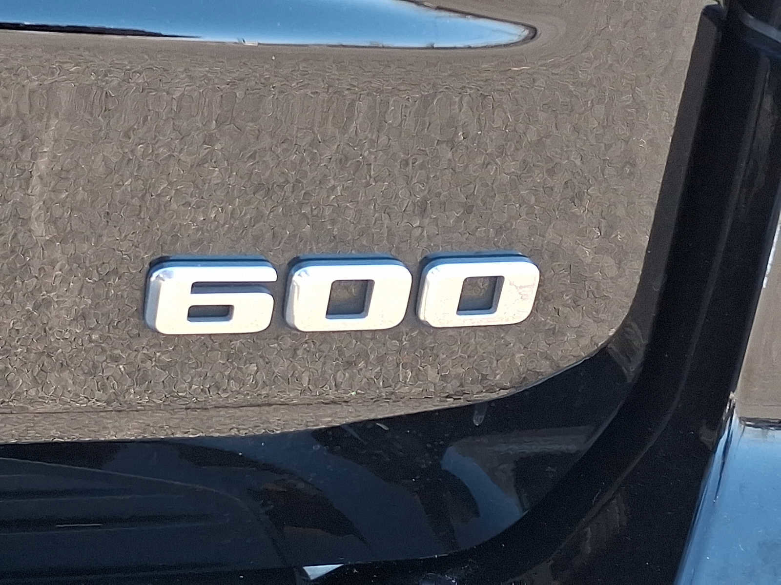 Used 2023 Cadillac Escalade Premium Luxury image 32