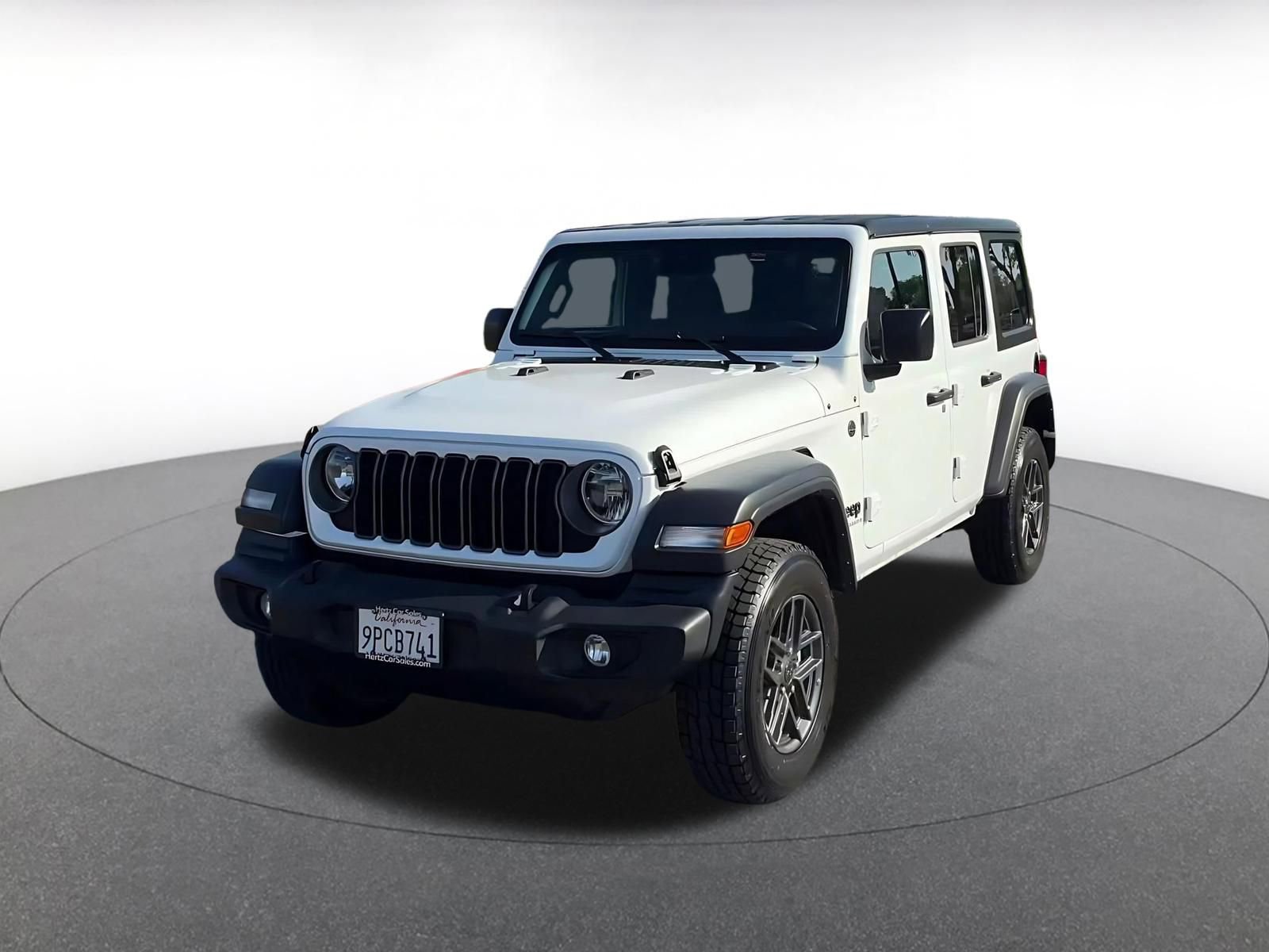 Used 2025 Jeep Wrangler Sport S image 7