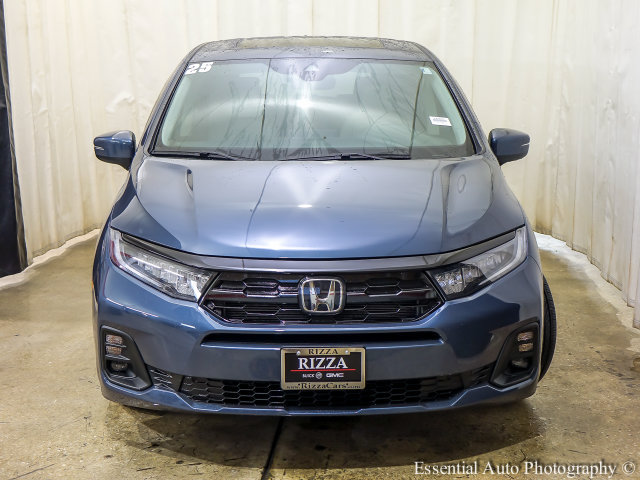 Used 2025 Honda Odyssey Touring image 7
