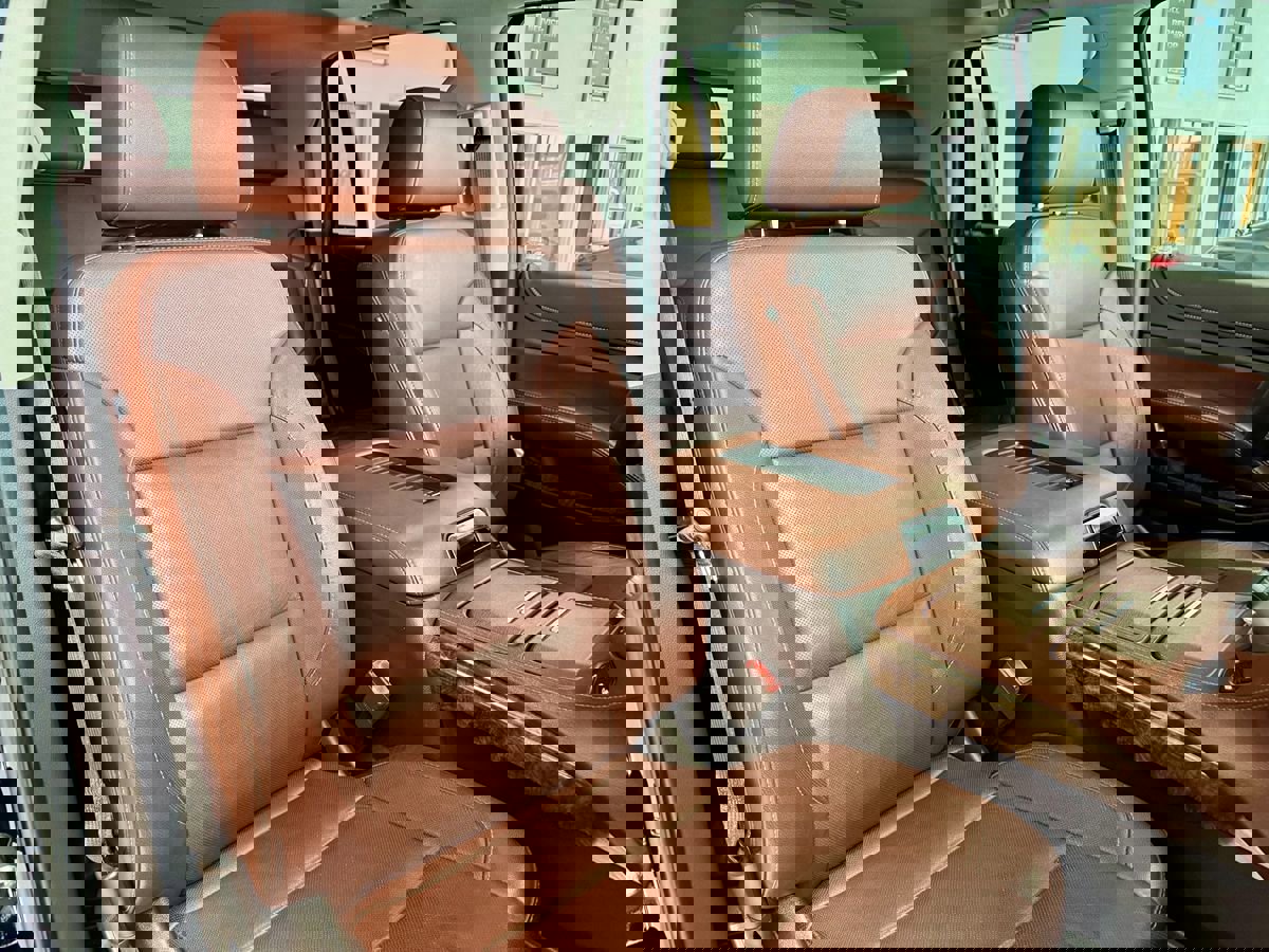 Used 2018 Chevrolet Tahoe Premier image 17