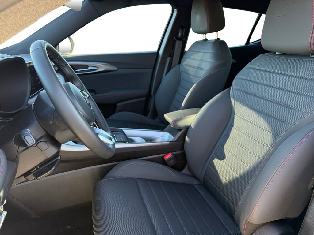 Certified 2025 Dodge Hornet GT w/ GT Blacktop Package image 9