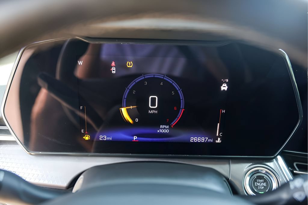 Used 2025 Chevrolet Trax ACTIV FWD image 14