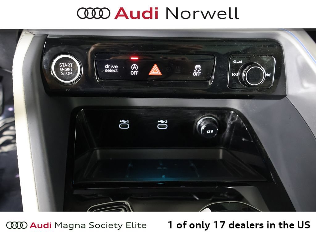 Used 2025 Audi Q5 Premium Plus w/ Premium Plus AWD/4WD image 6