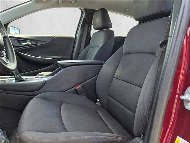 Used 2016 Chevrolet Malibu LT FWD image 11