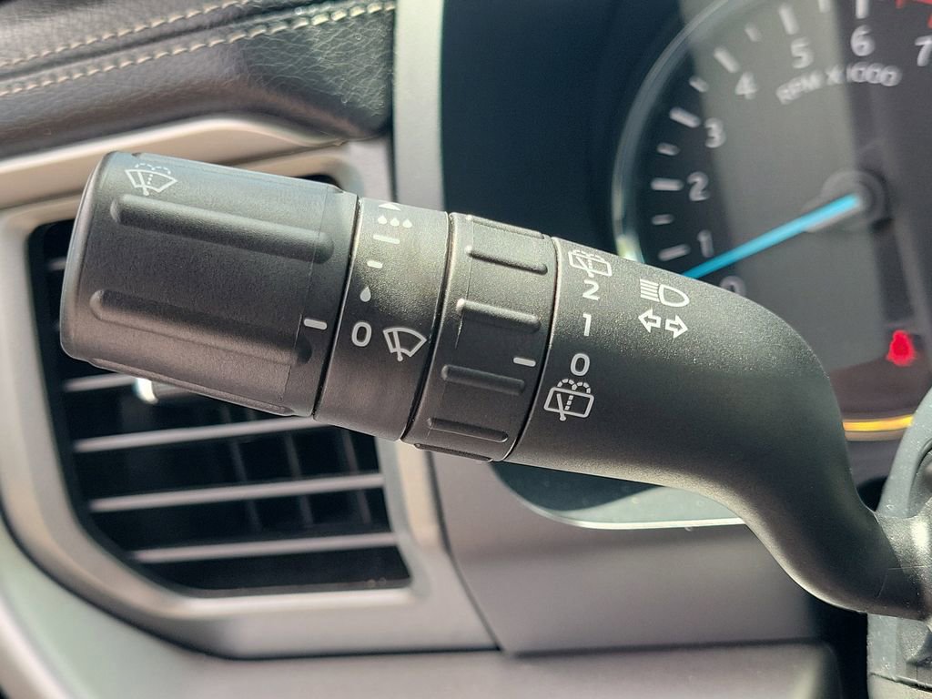 Used 2024 Ford Expedition Max XLT AWD/4WD image 32