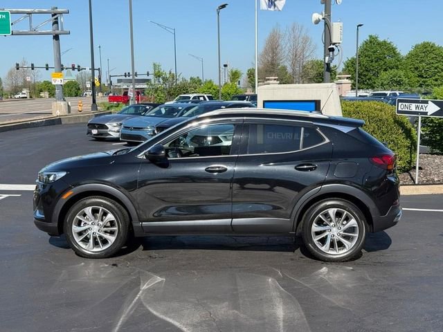 Used 2023 Buick Encore GX Essence w/ Advanced Technology Package FWD image 2