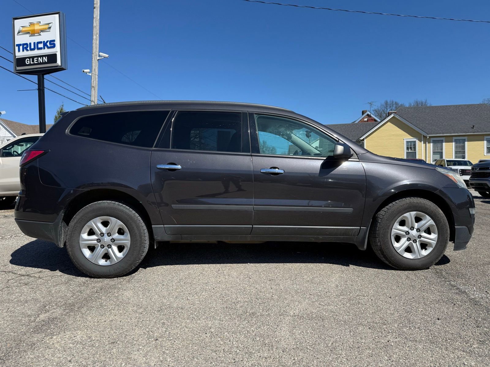 Used 2016 Chevrolet Traverse LS image 14