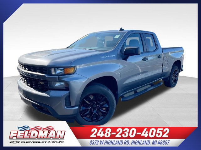 Used 2020 Chevrolet Silverado 1500 Custom w/ Custom Value Package AWD/4WD image 1