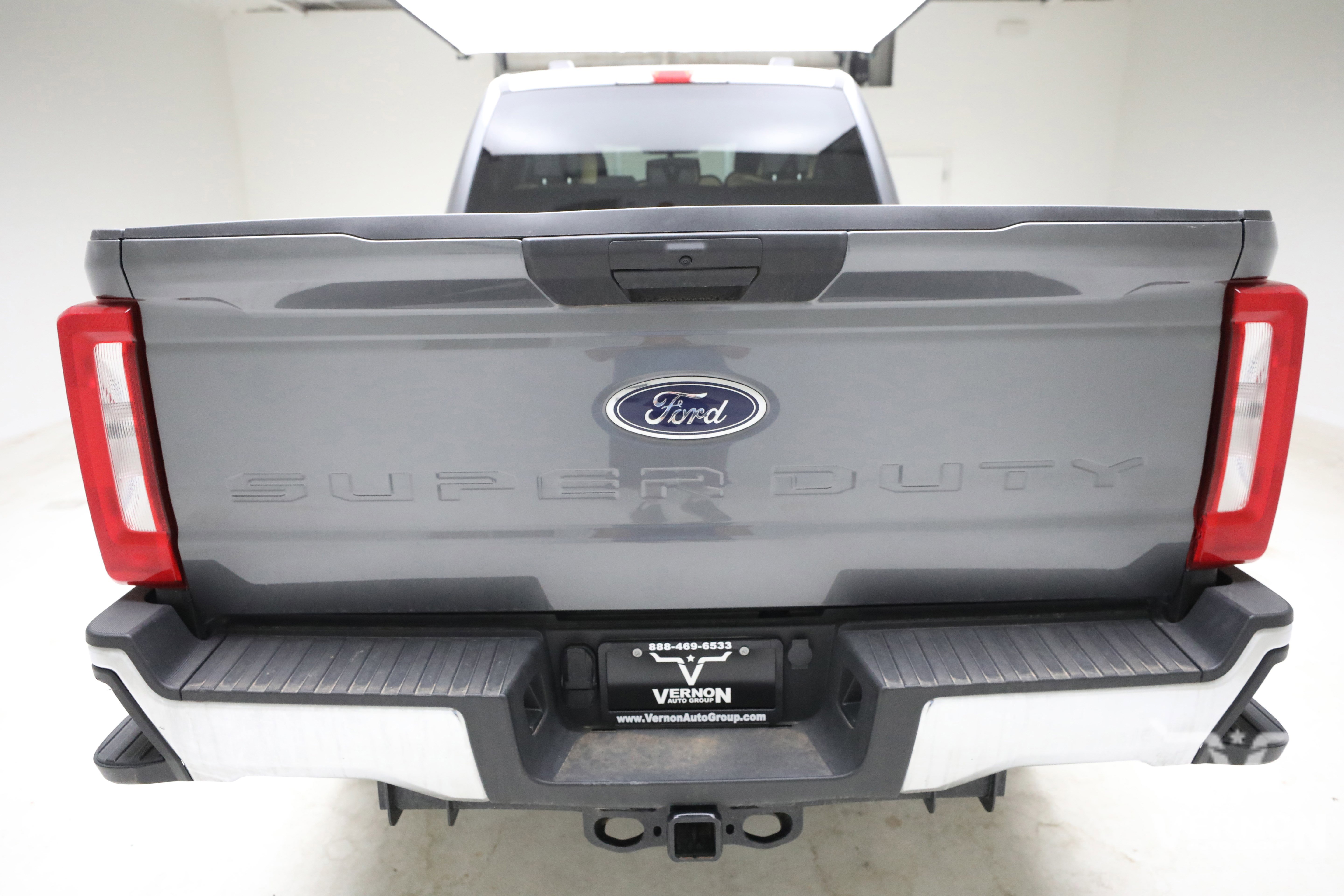 Used 2025 Ford F250 XLT w/ Tremor Off-Road Package AWD/4WD image 4