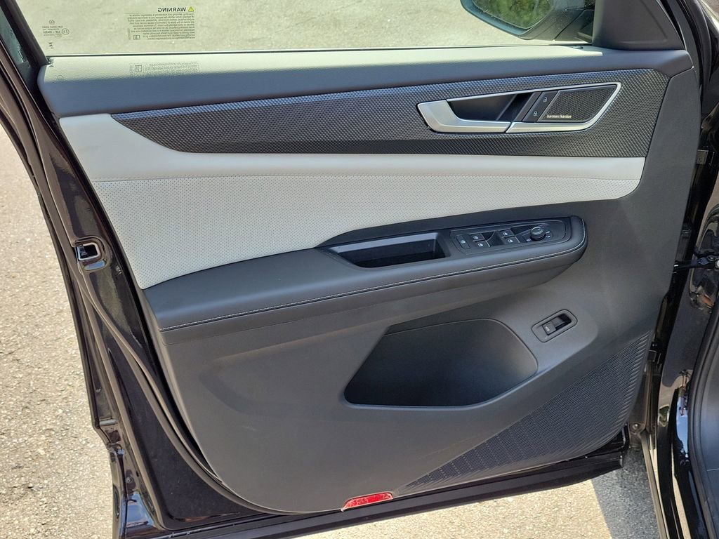 New 2026 Volkswagen Atlas Cross Sport SEL Premium R-Line image 13