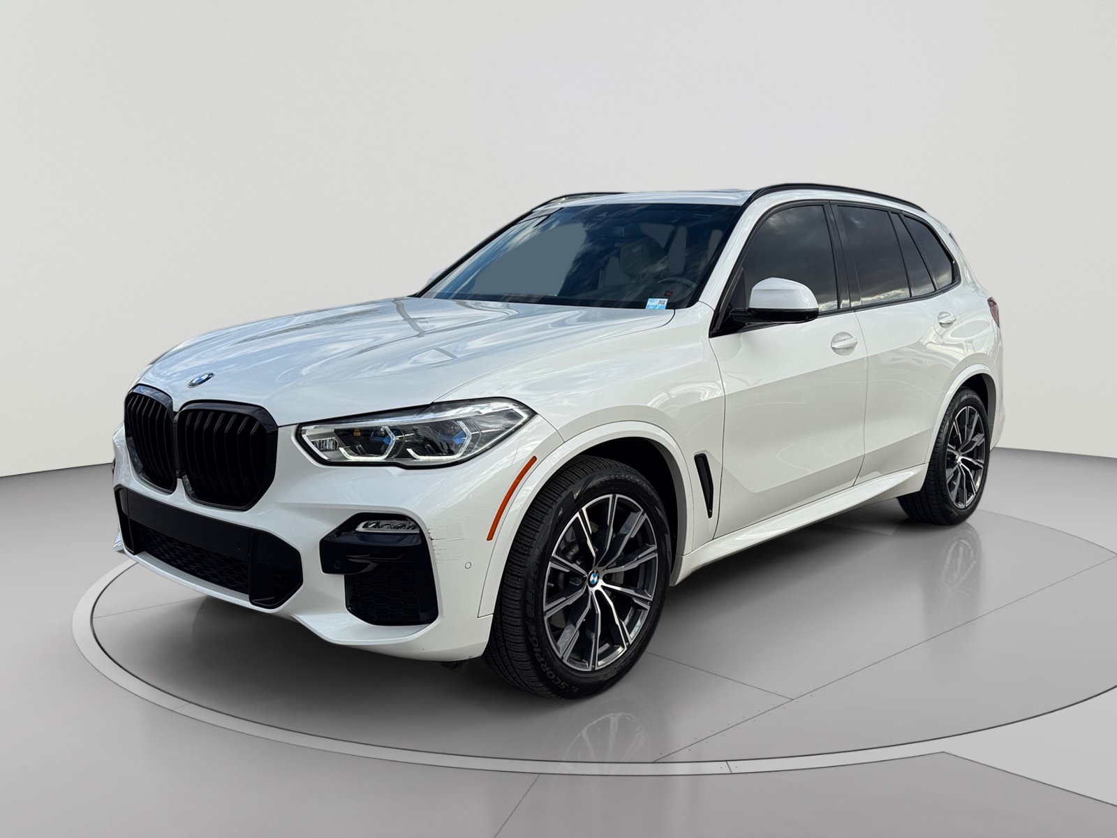 Used 2021 BMW X5 xDrive40i w/ M Sport Package