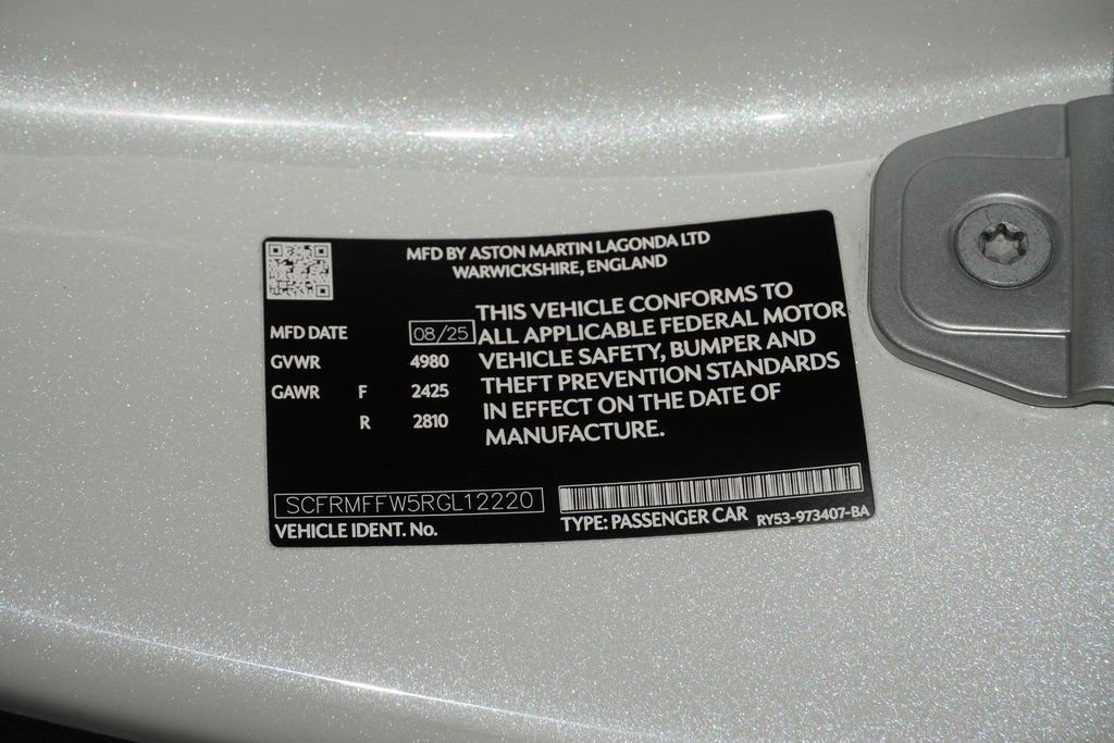 Used 2024 Aston Martin DB12 Coupe image 36