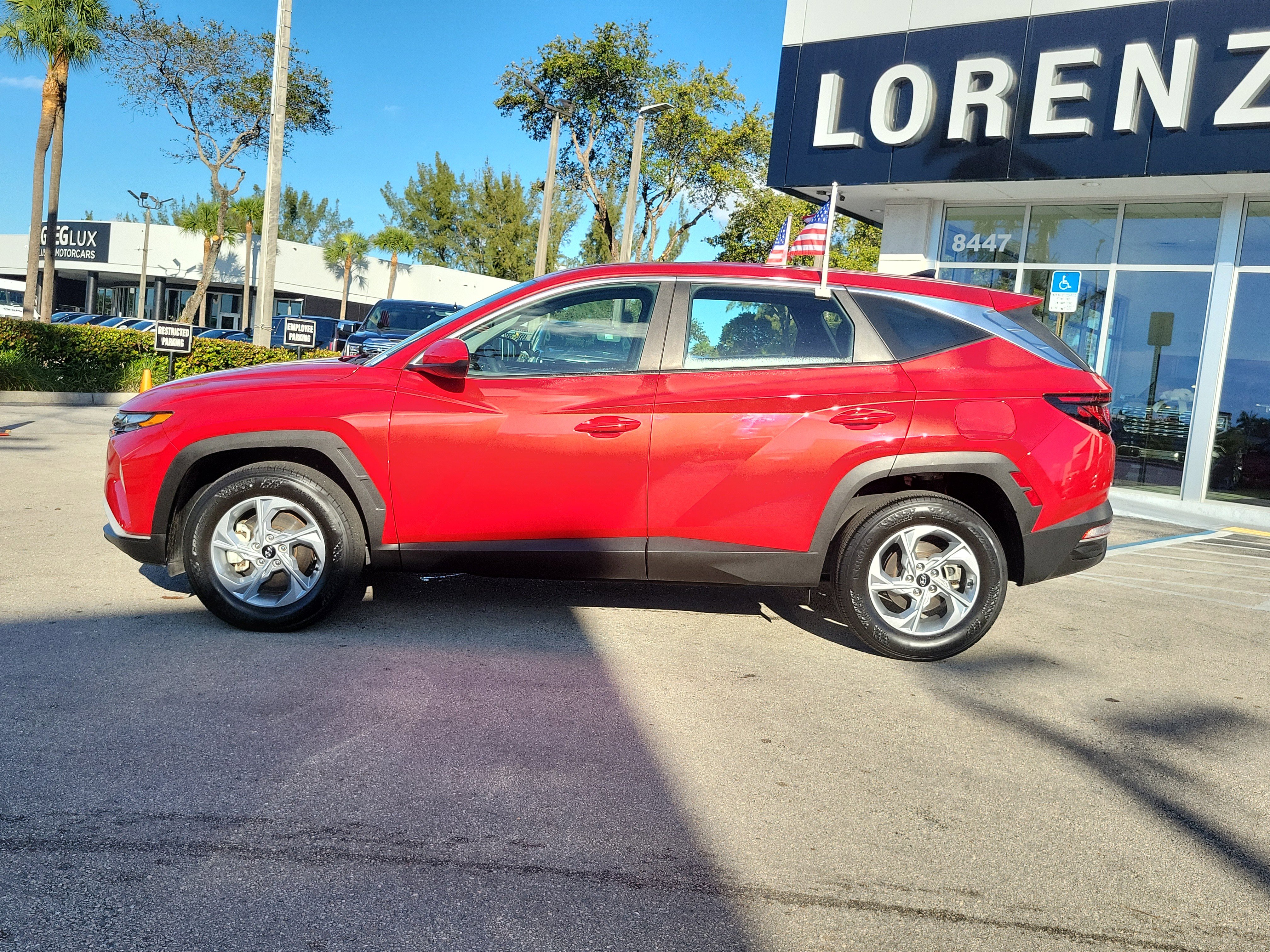 Used 2023 Hyundai Tucson SE image 8