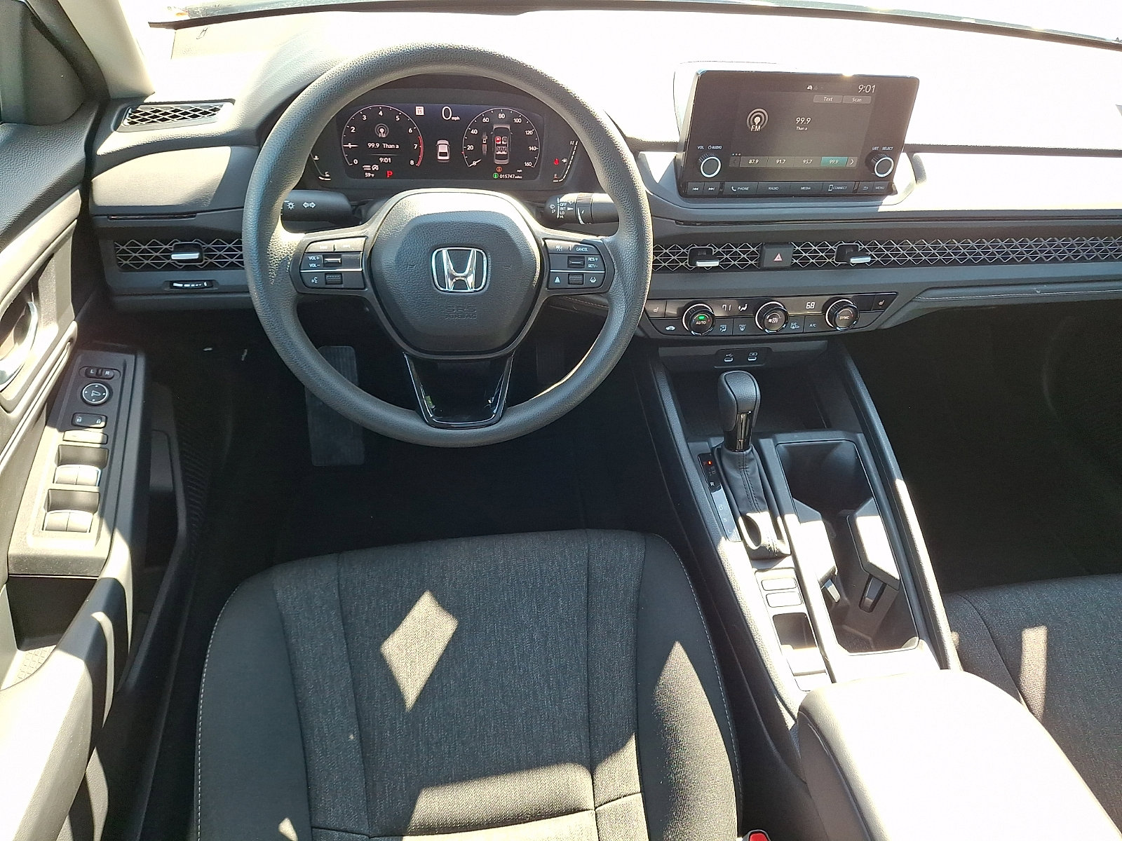 Used 2024 Honda Accord EX image 11