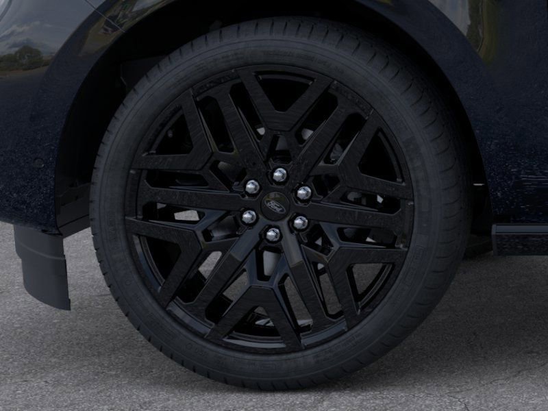 New 2026 Ford Expedition Max Platinum w/ Stealth Performance Package AWD/4WD image 20