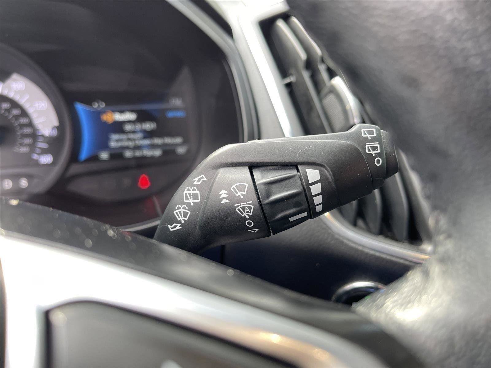 Used 2024 Ford Edge Titanium AWD/4WD image 23