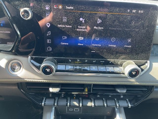 Used 2024 Chevrolet Colorado ZR2 w/ Technology Package AWD/4WD image 9