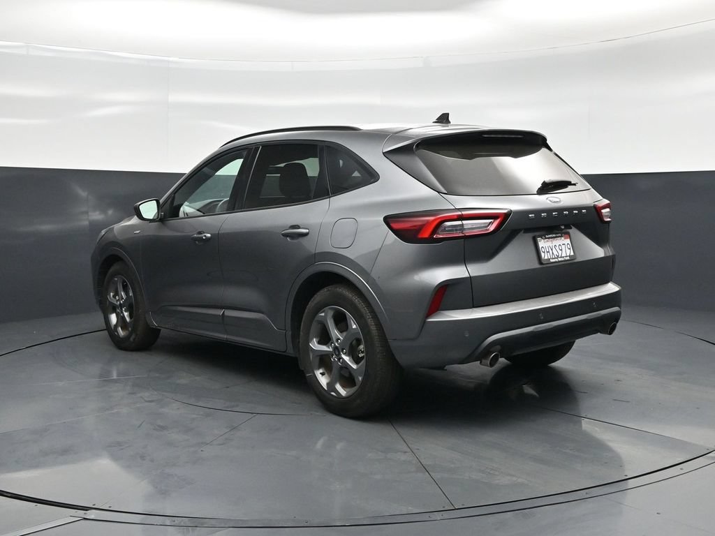 Certified 2023 Ford Escape ST-Line w/ Tech Pack #1 FWD image 7