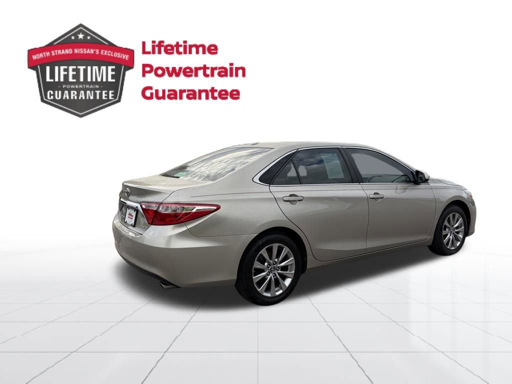 Used 2017 Toyota Camry XLE FWD image 5