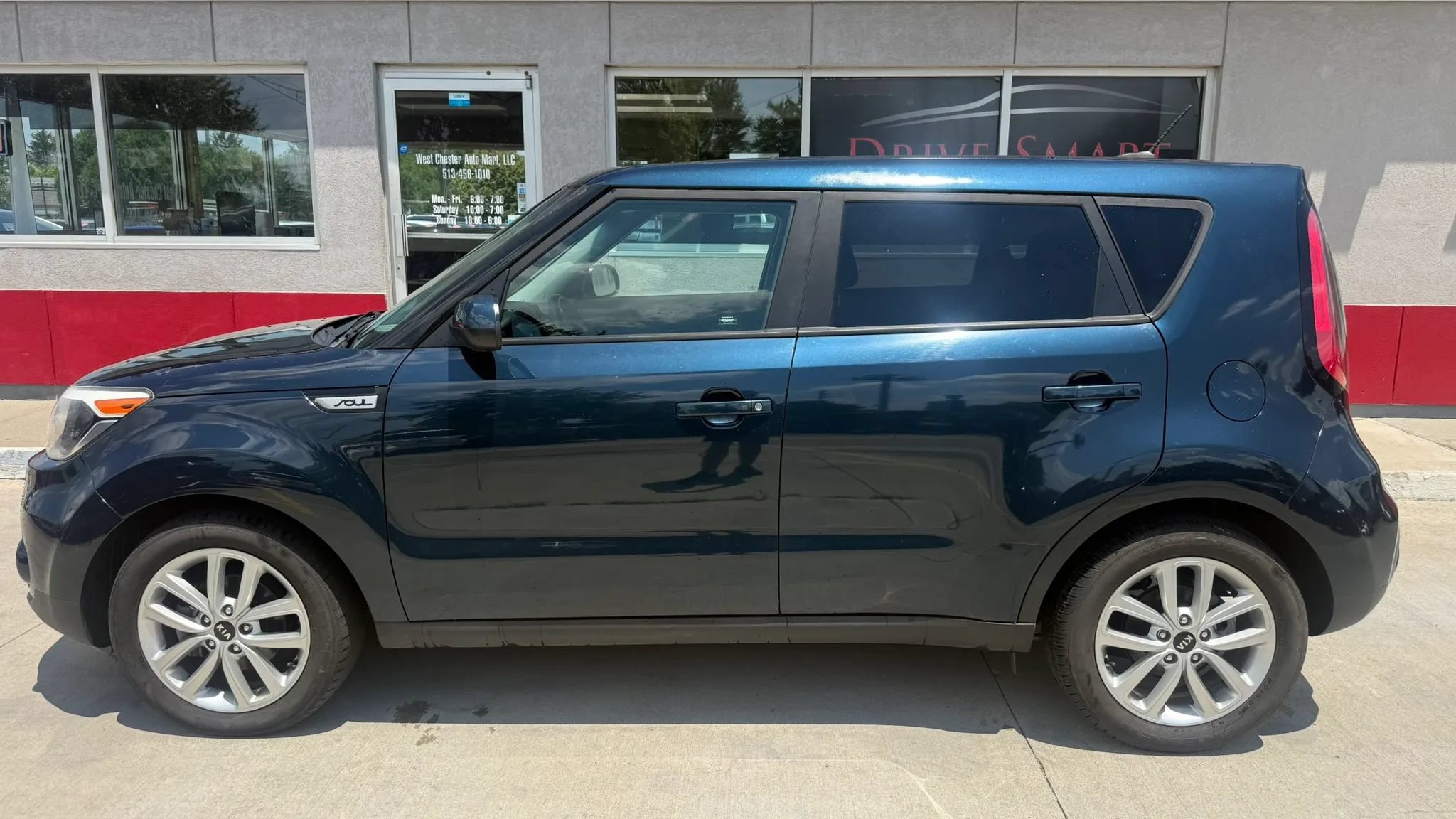 Used 2017 Kia Soul + w/ UVO Package FWD image 5