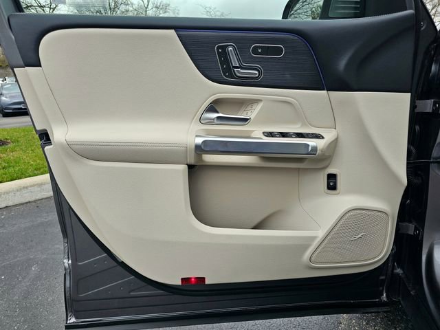 New 2026 Mercedes-Benz GLB 250 4MATIC image 19