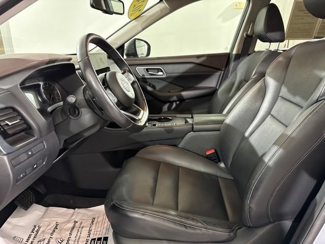Used 2021 Nissan Rogue SL w/ Premium Package FWD image 18
