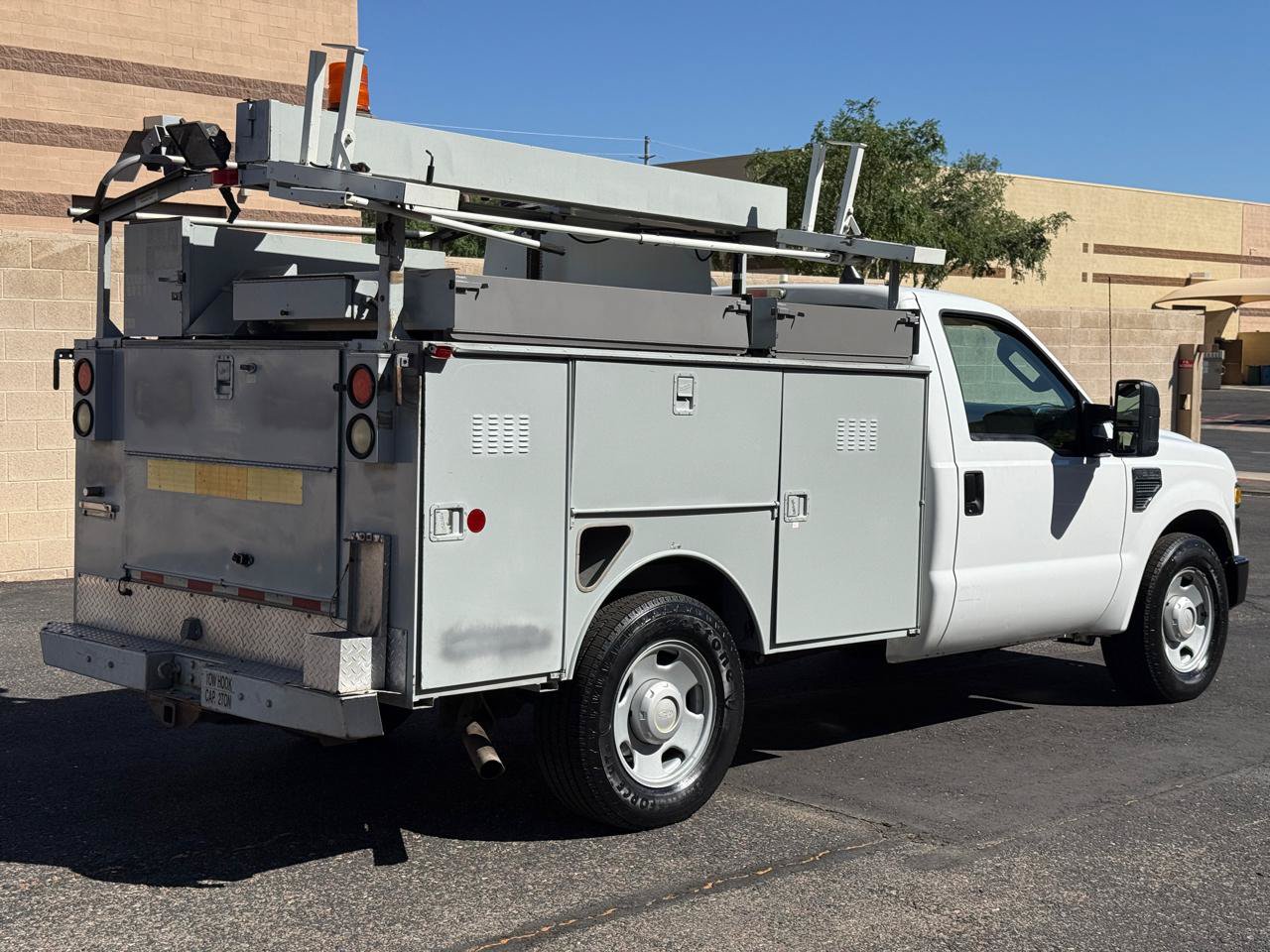 Used 2008 Ford F350 XL RWD image 7