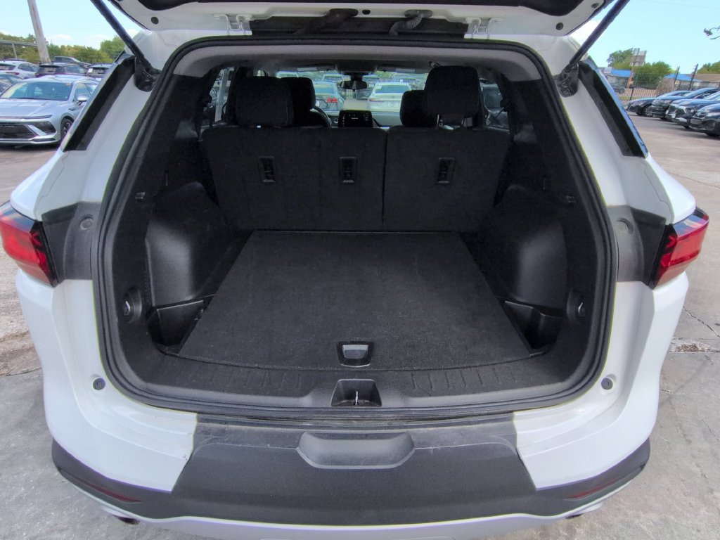 Used 2025 Chevrolet Blazer LT FWD image 28